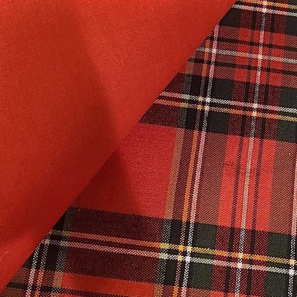 Pottery Barn Set Of Christmas Plaid Placemats